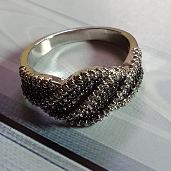 Cluster Cocktail Ring Cubic Zirconia 925 Size 9 BLACK AND CLEAR CZ MODERNISTIC - Picture 6 of 8